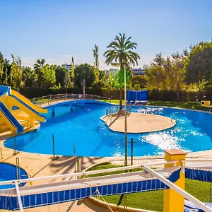 https://135-jpiter-apartamentos-estudio-piscina-playa-a-600-metros.1costadelsol.com